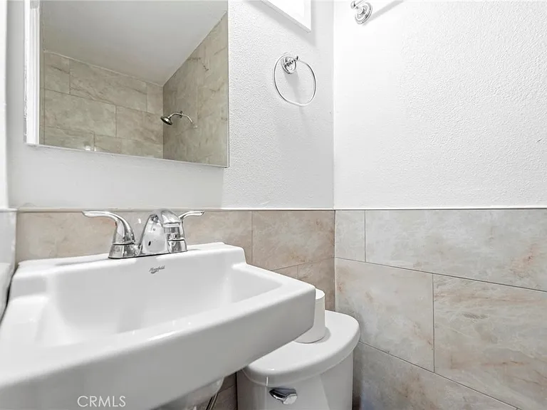 703 S Harbor Blvd — Photo 48
