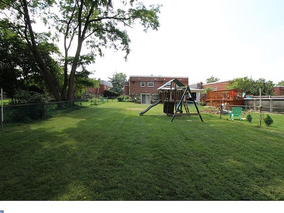 4th image of 7913 Anita Dr