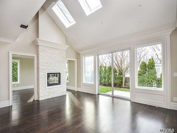 5th image of 5 Sycamore Dr