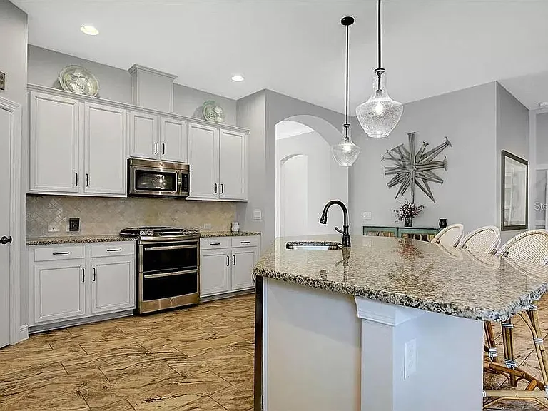 6010 Village Center Dr — Photo 6