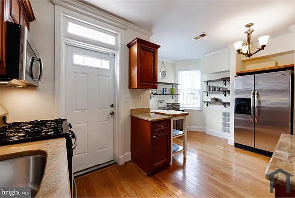 1637 Kramer St NE — Photo 14