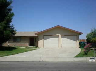 48 Carter Way, Fowler, CA 93625