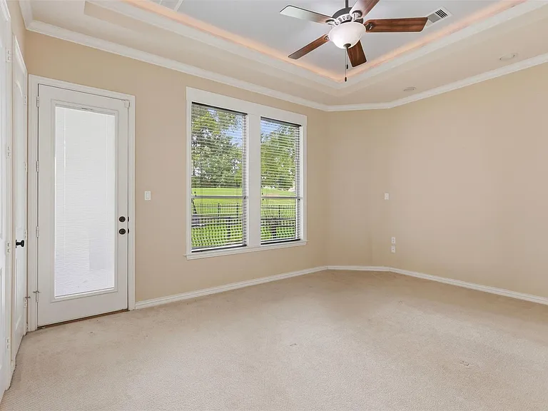 79 Melrose Dr — Photo 18