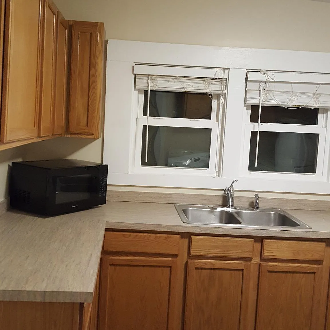 3 bed, 1040 sqft, $1,550 — Photo 4