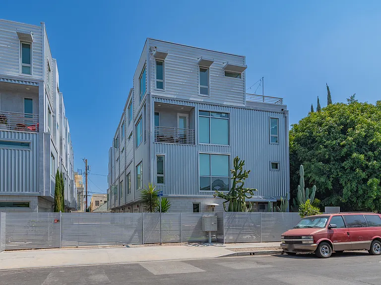 6016 W Beachwood Ln — Photo 14