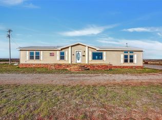 10637 Highway 44, Foss, OK 73647