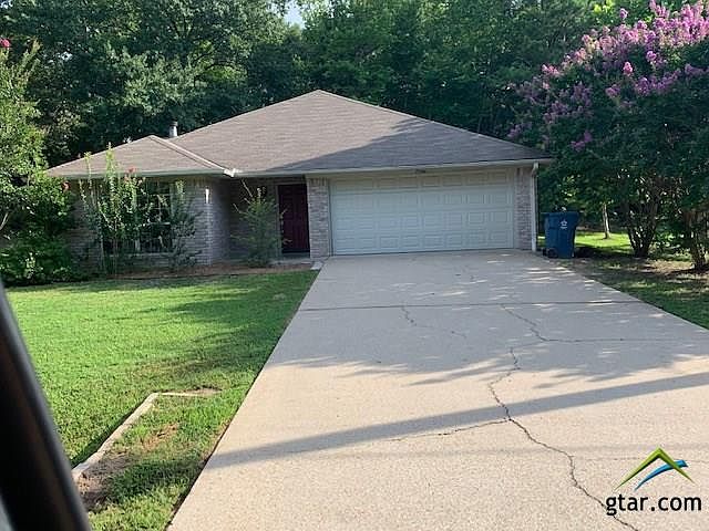 1st image of 15344 Country Acres Dr