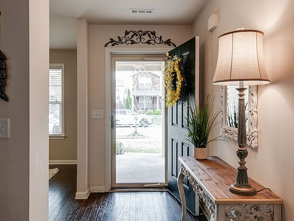5th image of 395 Owl Dr