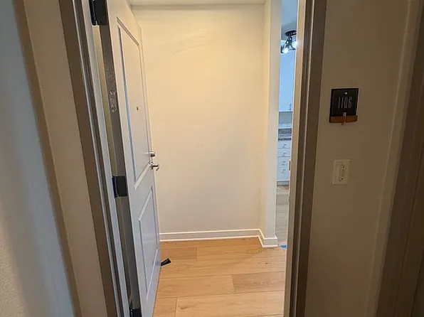 3338 Peachtree Rd NE APT 1106, Atlanta, GA 30326
