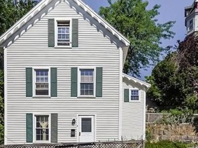 4 Spring St, Gloucester, MA, 01930