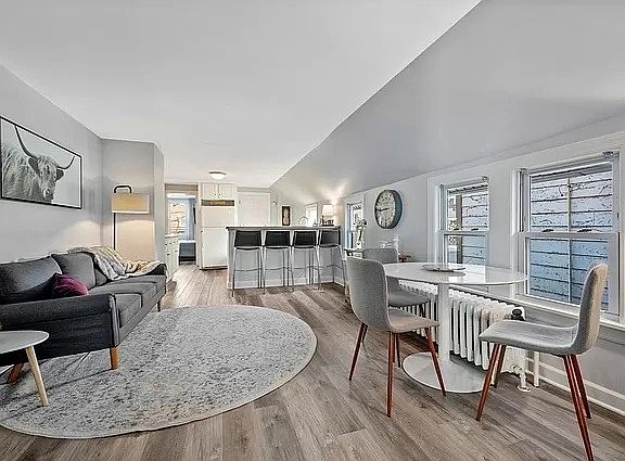 3rd image of 4407 N Damen Ave Unit 2