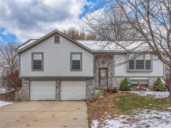 2630 N 156th Ter, Basehor, KS 66007