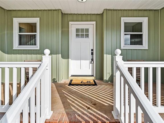 2nd image of 3856 Azalea Ln