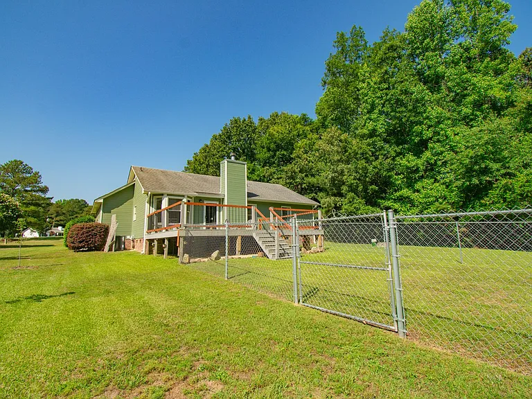 20 N Hillside Dr — Photo 23