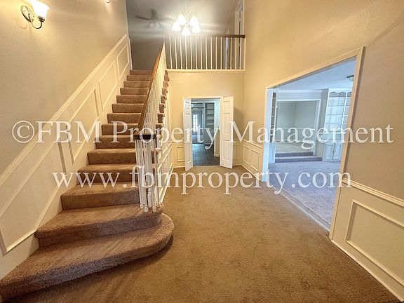 3rd image of 1218 Lexington Sq