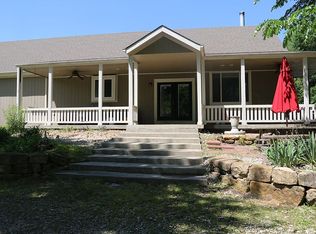 1841 S 98th St, Edwardsville, KS 66111