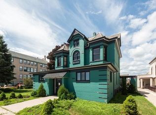 1814 Jefferson St, Two Rivers, WI 54241