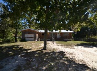 4251 E Riverside Dr, Dunnellon, FL 34434