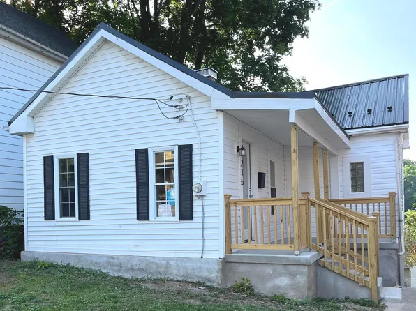 215 Wayne Ave, Waynesboro, PA 17268