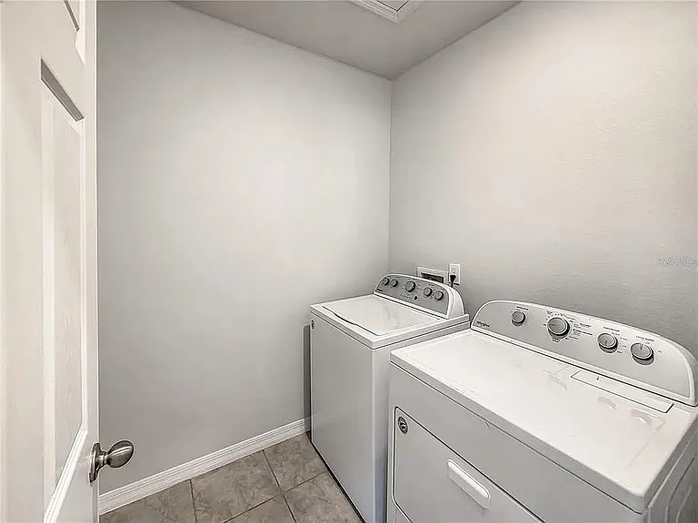 4043 Ruby Run — Photo 4