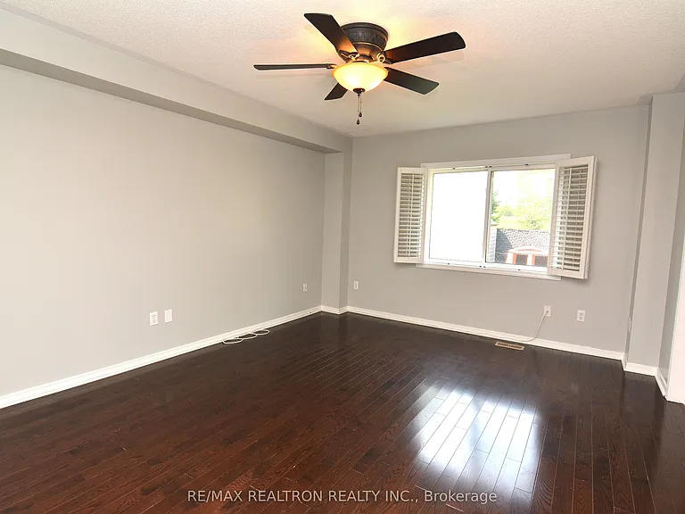 129 Trailhead Ave — Photo 3
