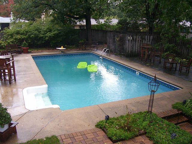 2nd image of 6624 Southdale Rd