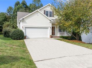 18 Sweet Gum Dr, Asheville, NC 28805