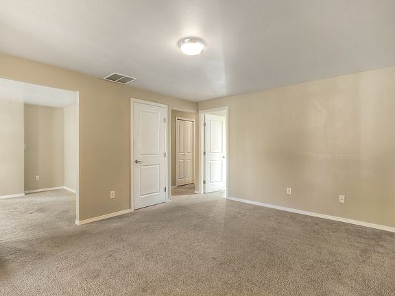 5th image of 2346 S Cushman Ave