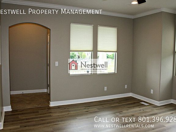 2nd image of 10221 S Clarks Hill Dr