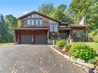 54 Pond Brook Rd, Newtown, CT 06470