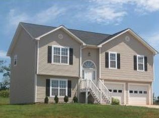 469 Starnes Ln, Taylorsville, NC 28681