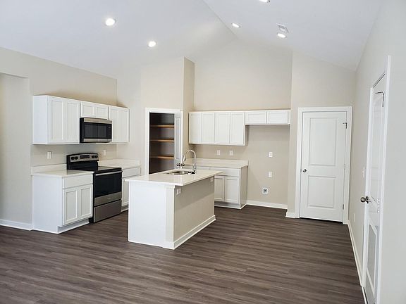 4th image of 12037 W Shadow Lakes St