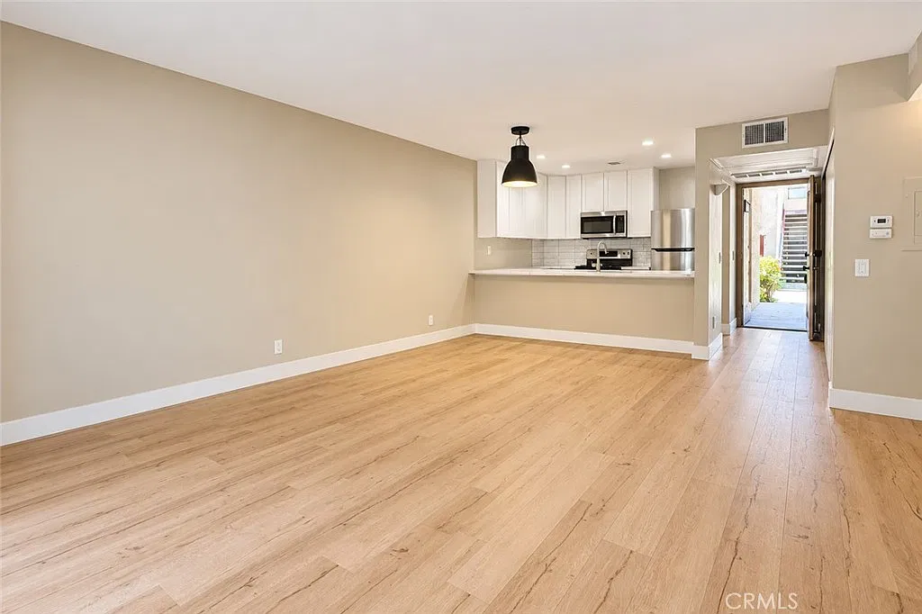 284 Tangelo — Photo 4