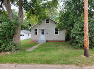 302 SE 15th St, Brainerd, MN 56401
