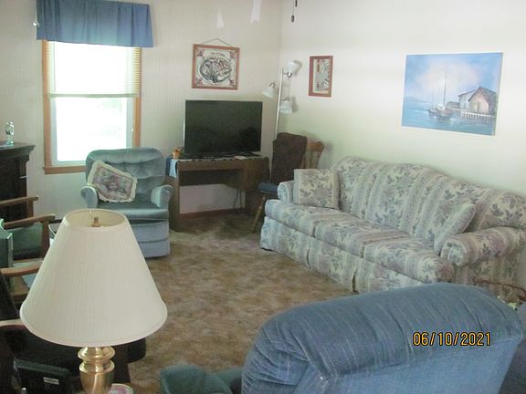 4th image of 215 W Mary Ave