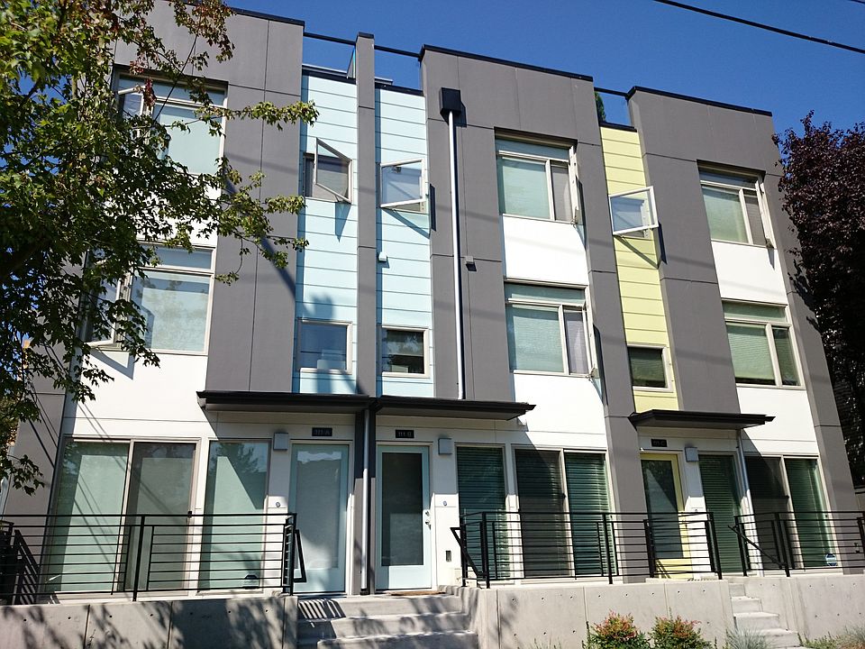 2nd image of 109B 20th Ave E