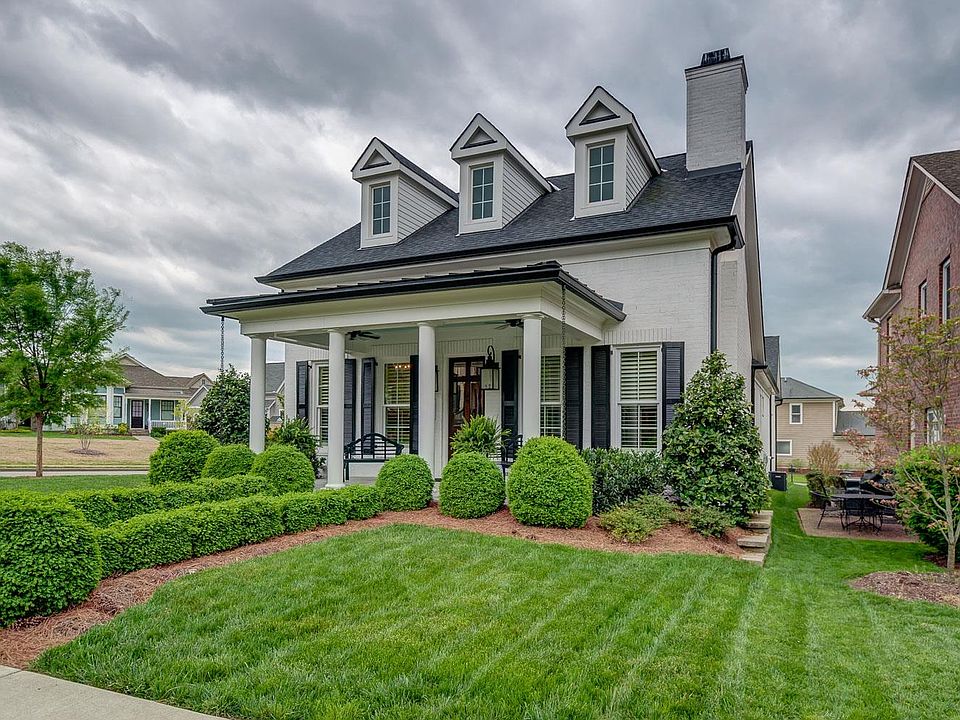 1st image of 3025 Americus Dr