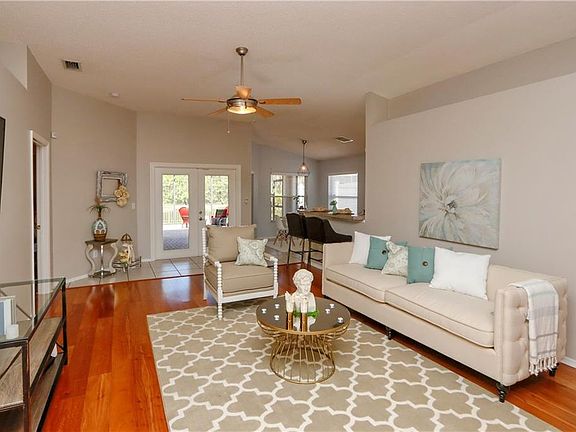 4th image of 608 Lake Cypress Cir