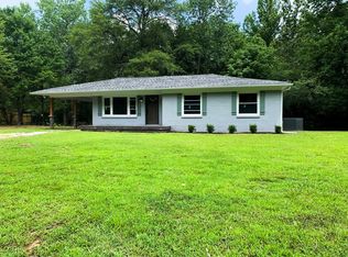 164 Longview Dr, Camden, TN 38320