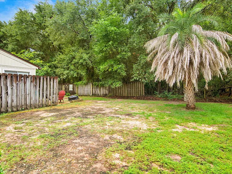 4707 Huron Dr — Photo 25