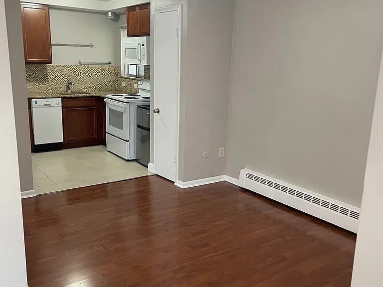 3603 Rochester Rd #3603 — Photo 2
