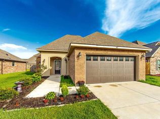 145 Ainsley Dr, Thibodaux, LA 70301