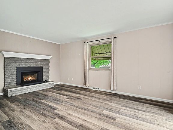 5th image of 661 Heavenly Ln