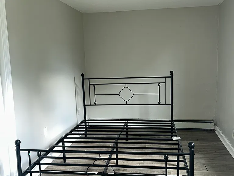 255 4th St #1 — Photo 7