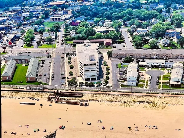 525 Ocean Blvd APT 405, Long Branch, NJ 07740