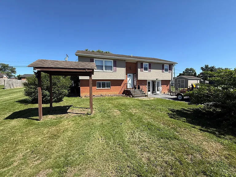 39 Timothy Dr — Photo 1