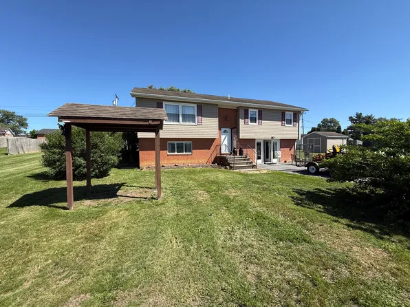 39 Timothy Dr, Martinsburg, WV 25405
