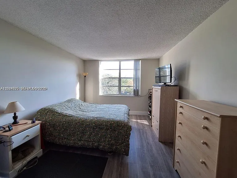 6700 Cypress Rd #409 — Photo 20