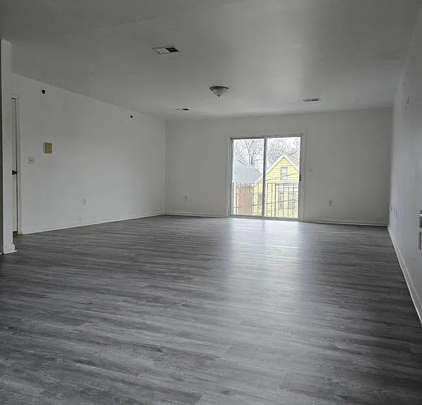56 Kent St #2 — Photo 3