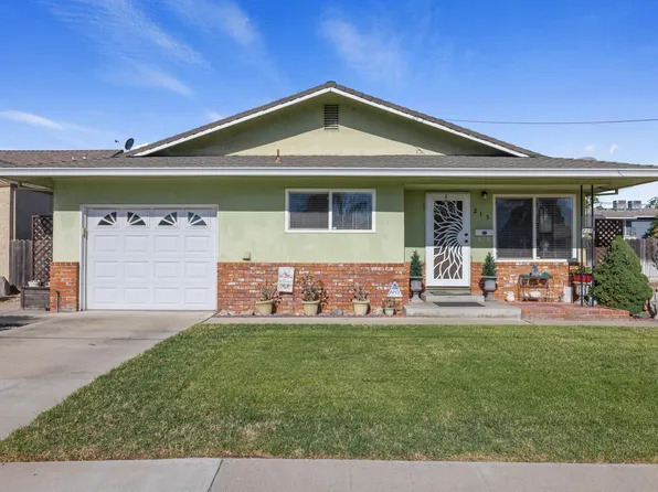215 N Lincoln Ave, Manteca, CA 95336